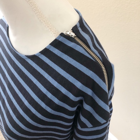Everlane Blue Striped Top - Picture 3 of 7